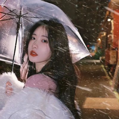 海棠经雨胭脂透